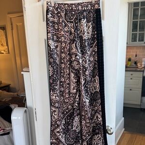 Johnny Was Black Patterned pants with velvet side